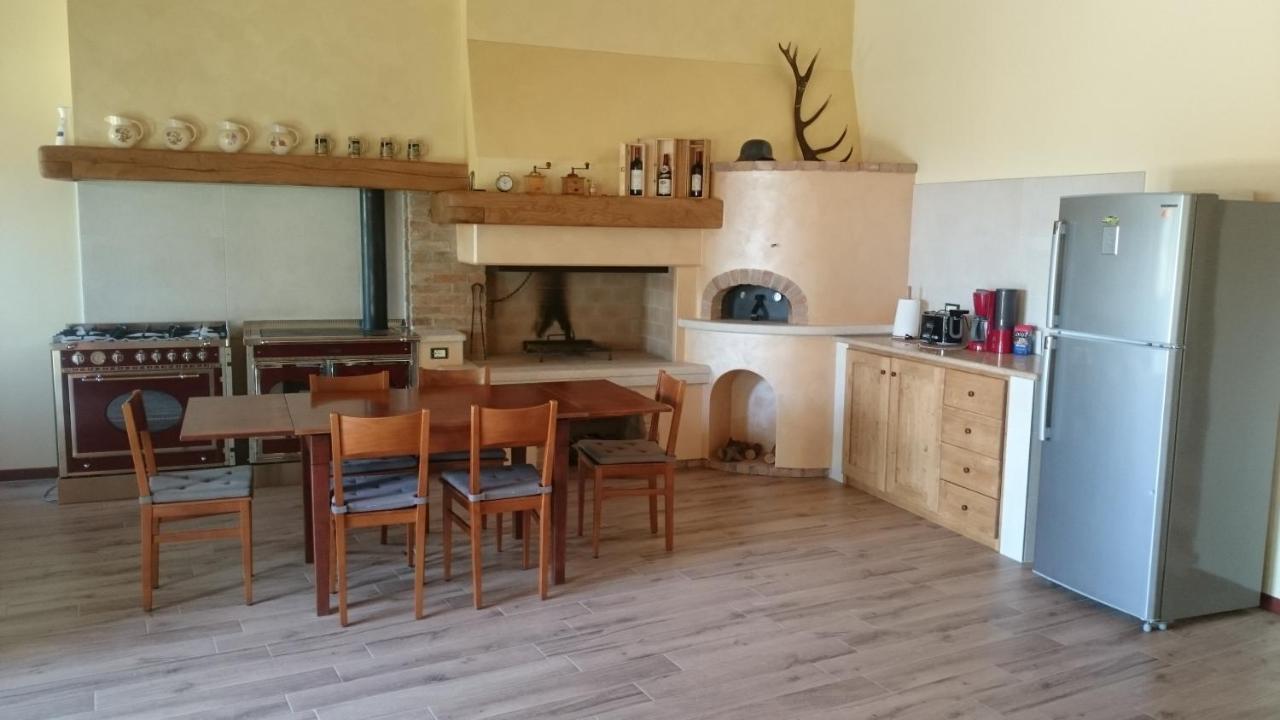 B&B Happy Guest Caprino Veronese Eksteriør billede
