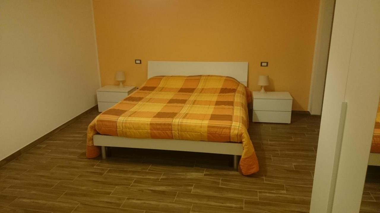 B&B Happy Guest Caprino Veronese Eksteriør billede